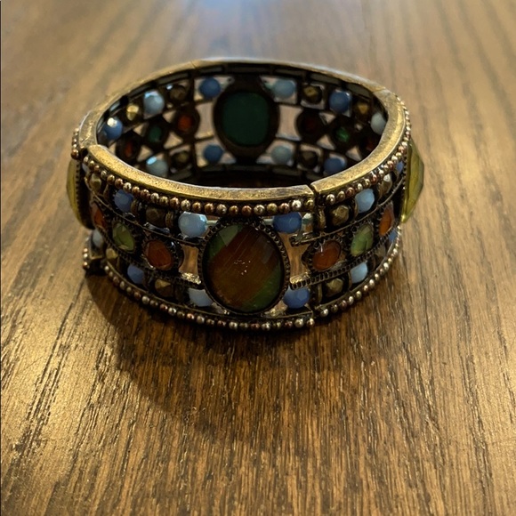 Multicolor beaded bracelet - Picture 2 of 2